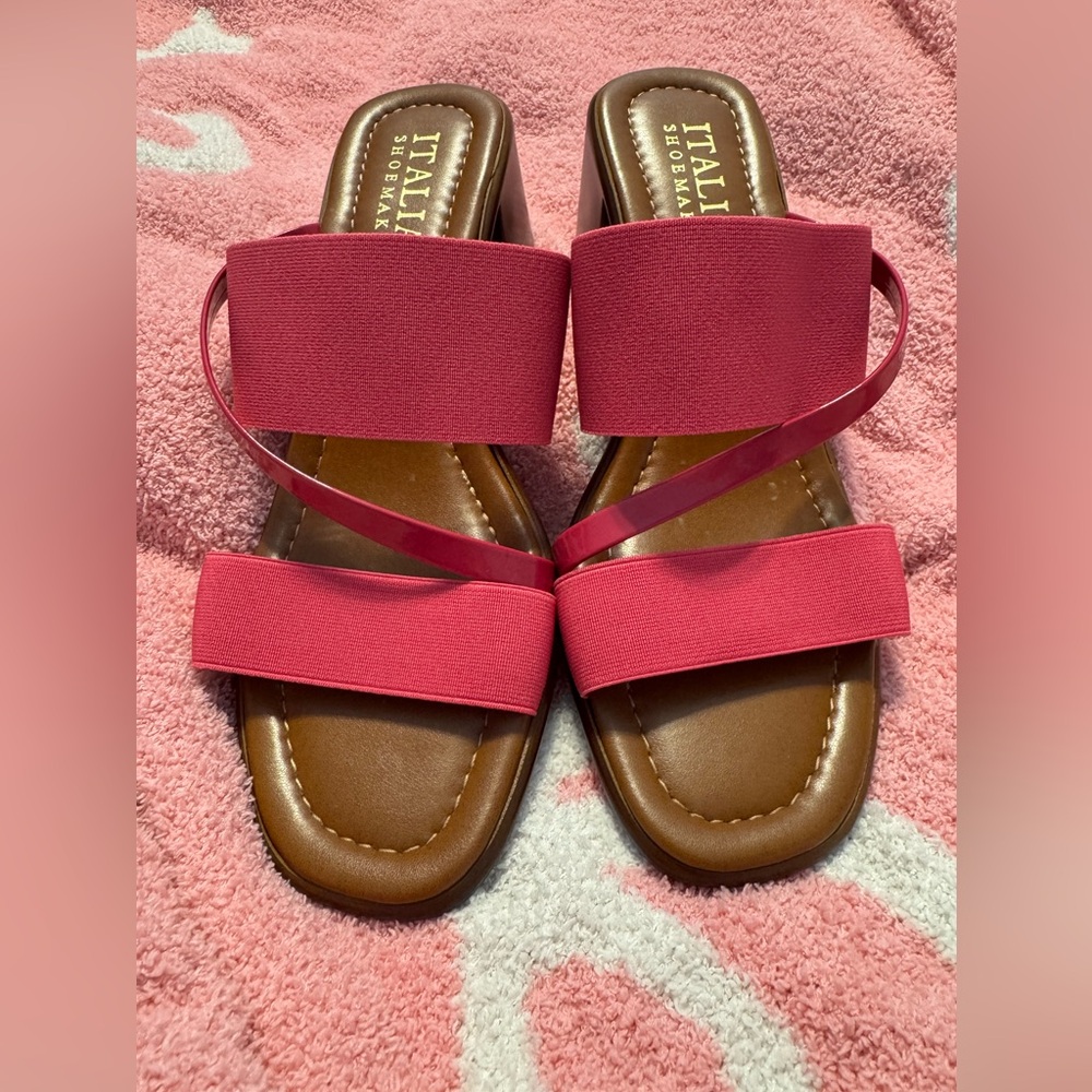 Italian Shoemakers Women's Vibrant Pink Sandals